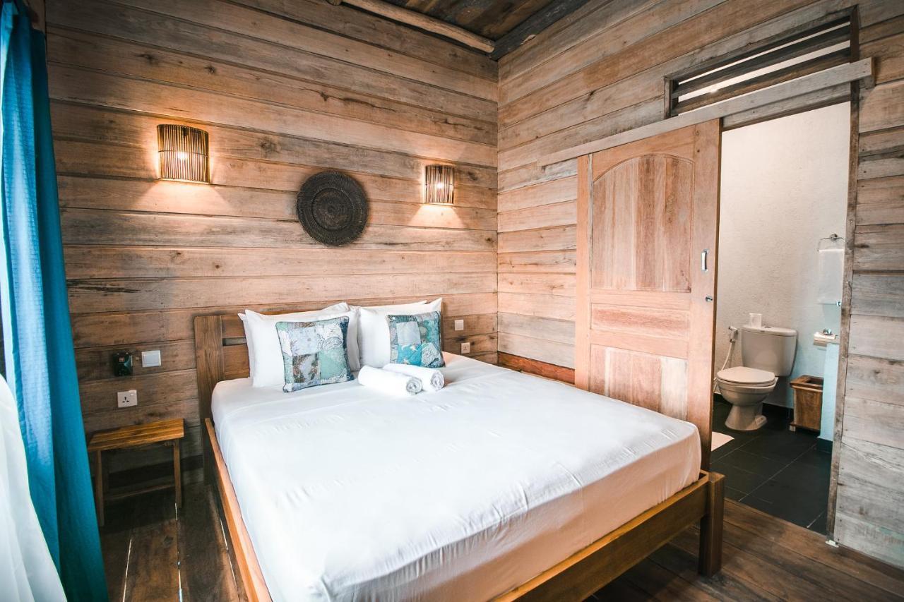 Telunas Beach Resort Sugi Luaran gambar