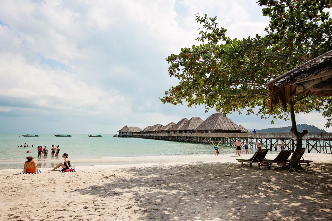 Telunas Beach Resort Sugi Luaran gambar