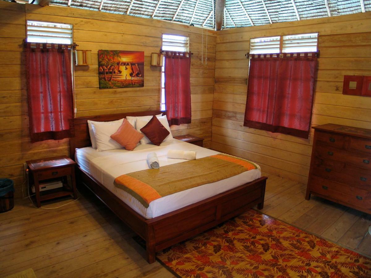 Telunas Beach Resort Sugi Luaran gambar